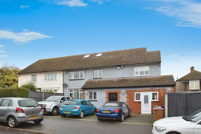 Maylands Road, Watford, WD19, photo 1