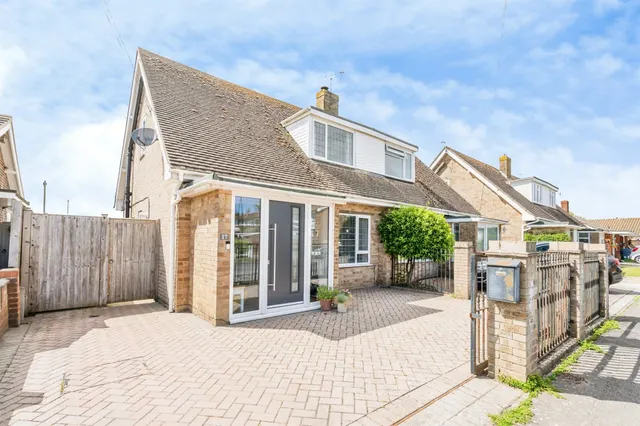Mayfield Close, Bognor Regis, photo 1