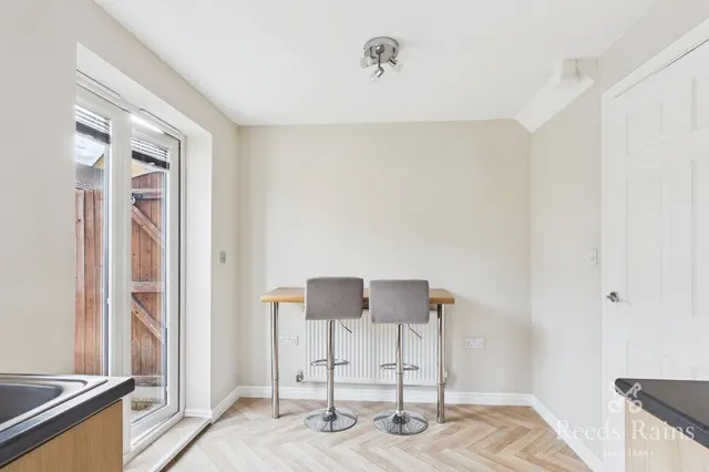 Photo 3 — Violet Close, Castleford, West Yorkshire, WF10