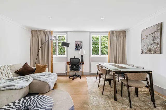 Sussex Gardens, London, W2 2RH, photo 1