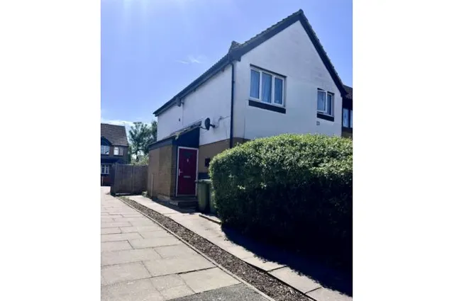 Harrier Mews, West Thamesmead, SE28, photo 2
