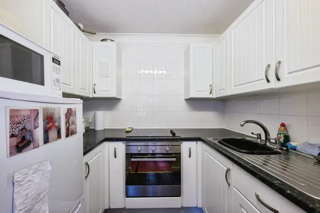 Cedar Road, Sutton, SM2, photo 2