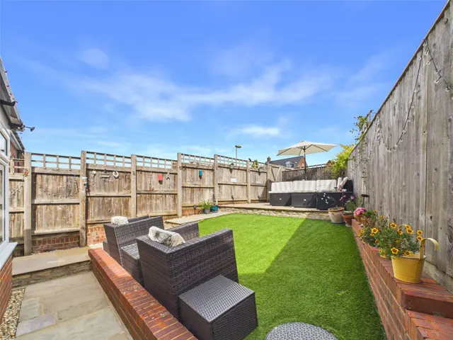 Kiln Avenue, Chinnor, OX39, photo 3