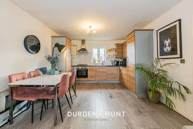Abbess Terrace, Loughton, IG10, photo 3