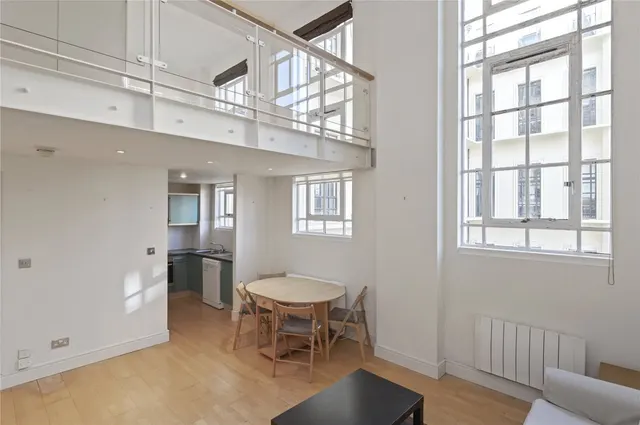 Manor Gardens, Islington, N7, photo 1
