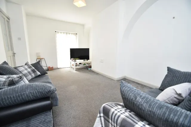Kepier Crescent, Durham, DH1, photo 2