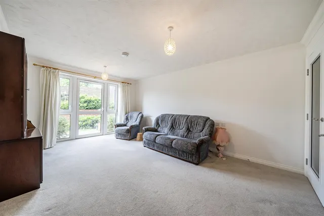 Birchwood Park Avenue, Swanley, BR8, photo 2