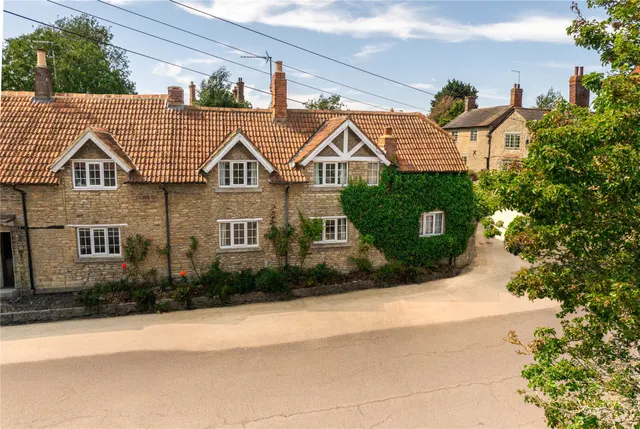 Northampton Road, Yardley Hastings, NN7, photo 2