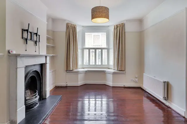 Photo 3 — Mountfield Road, Tunbridge Wells, Kent, TN1 1SG