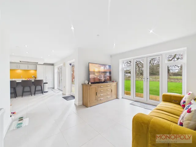 Fox Meadow Bedwell Road, Cross Lanes, LL13, photo 2