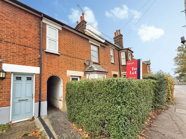 Highbury Road, Hitchin, SG4, photo 1
