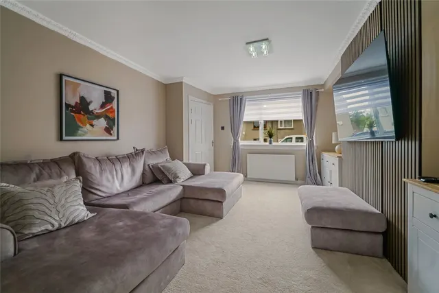 Photo 2 — Millhill Avenue, Kilmaurs, Kilmarnock, East Ayrshire, KA3