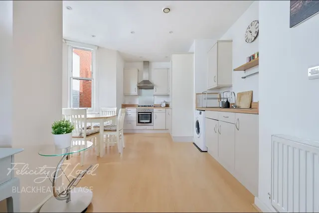 Peel Place, Shooters Hill, SE18, photo 2