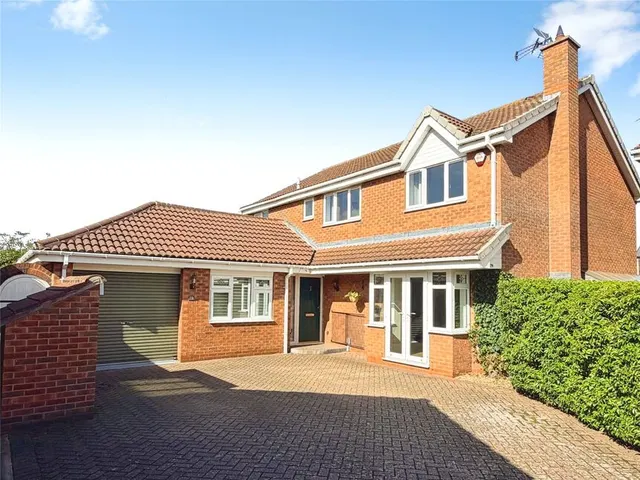 Thealby Gardens, Doncaster, South Yorkshire, DN4, photo 1
