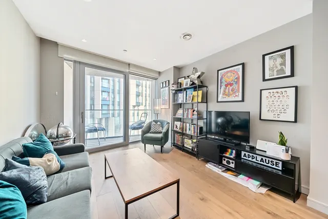 Cutter Lane, SE10, photo 1