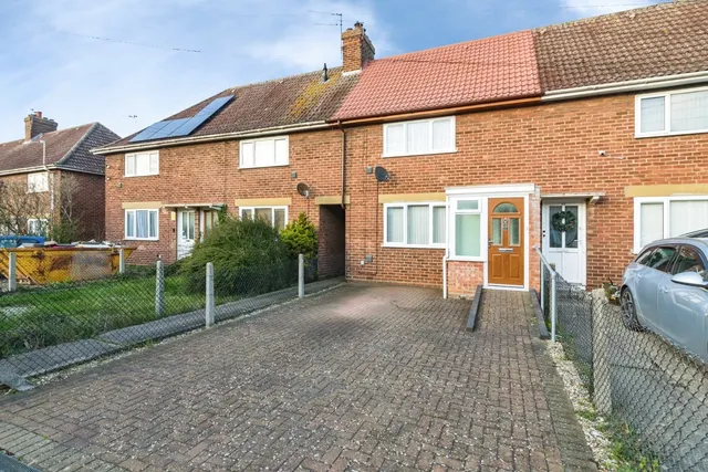 Ellough Road, Beccles, Suffolk, NR34, photo 1