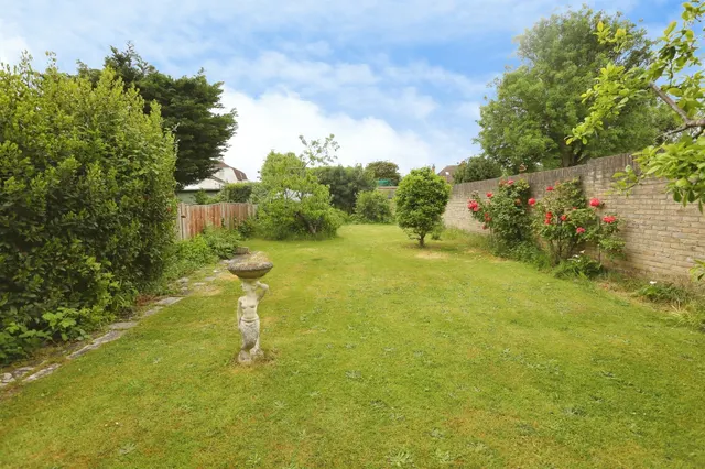 Photo 2 — Bury Road, Gosport