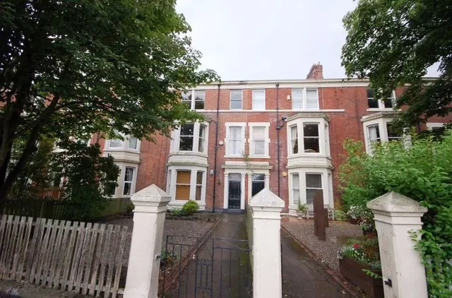 Newcastle Upon Tyne Ne2 2dl, NE2, photo 1