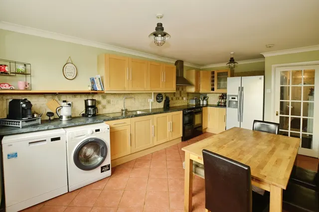 Photo 3 — Coast Drive, Greatstone, New Romney, Kent, TN28