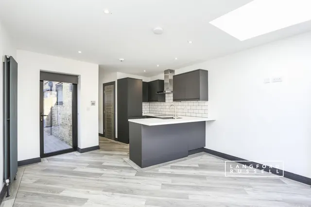 Lakes Road, Bromley, BR2, photo 1