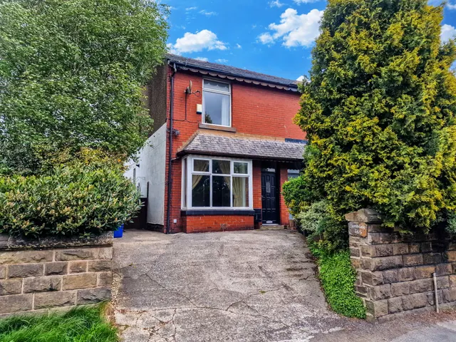 Dentdale, 365, Bury Road Tottington Bury BL8 3DS, photo 1