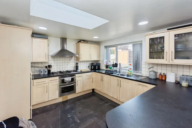 Showell Green Lane, Birmingham, B11, photo 3