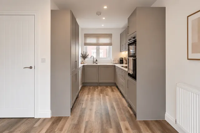 Maple Rise, Houghton Regis, LU5, photo 3