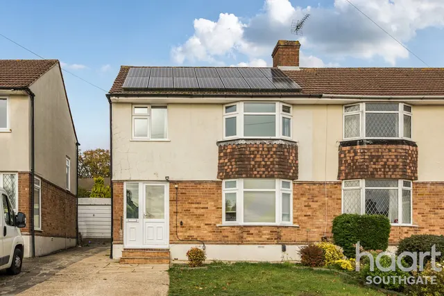 Tempest Avenue, Potters bar, EN6, photo 1