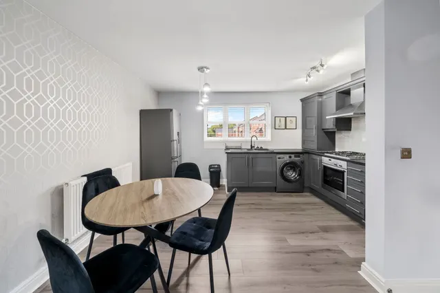 Photo 3 — Chapelside Close, Great Sankey, Warrington, Warrington, WA5 1RA