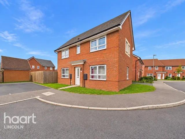 Antonius Way, North Hykeham, LN6, photo 1