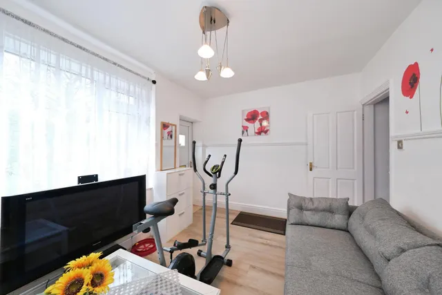 Prospect Drive, Mansfield, NG20, photo 3