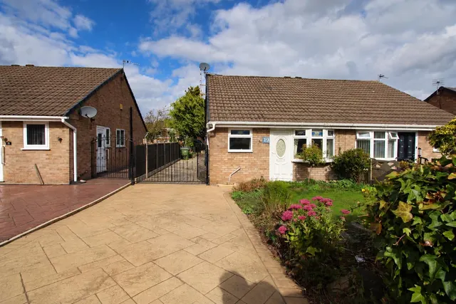 Raithby Drive, Wigan, WN3, photo 1