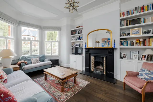 Photo 2 — Victoria Road, London, N22