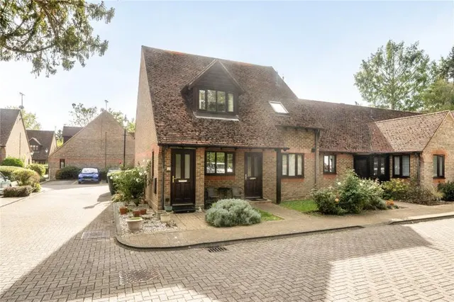 Watermill Court, Reading, RG7, photo 1