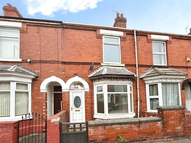 West End Avenue, Bentley, Doncaster, South Yorkshire, DN5, photo 1