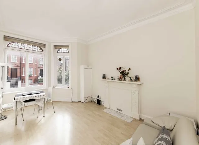 Greencroft Gardens, South Hampstead, NW6, photo 2