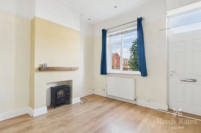 Featherstone Lane, Featherstone, WF7, photo 2