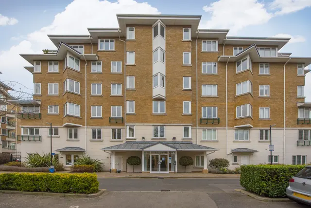 Strand Drive, Richmond, TW9, photo 1