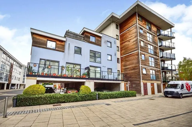 Clifford Way, Maidstone, ME16, photo 1