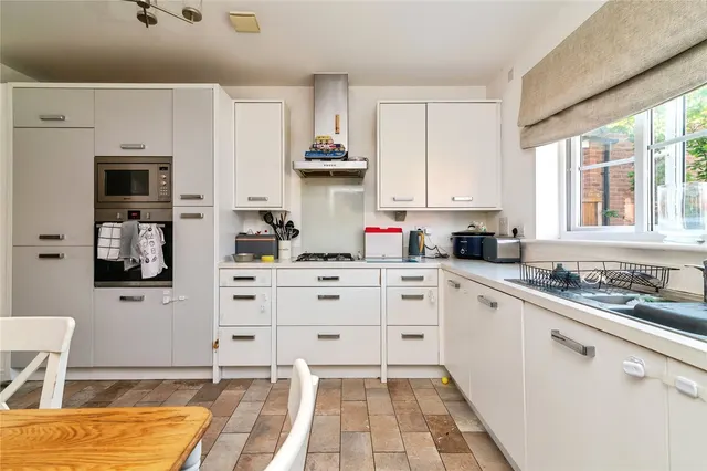 Calder Gardens, Bingham, NG13, photo 1
