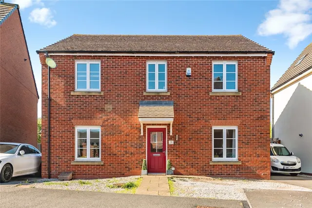 Calder Gardens, Bingham, NG13, photo 2