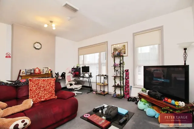 Photo 3 — Bedford Street, Rhyl, Denbighshire, LL18 1SY