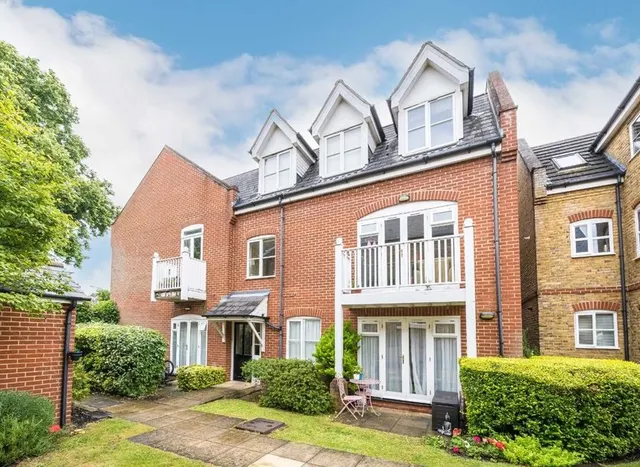 Hampton Road, Twickenham, TW2, photo 1
