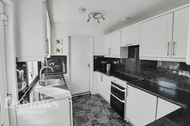 Harcourt Street, Ebbw Vale, photo 3
