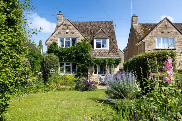 Down Ampney, Cirencester, GL7, photo 1