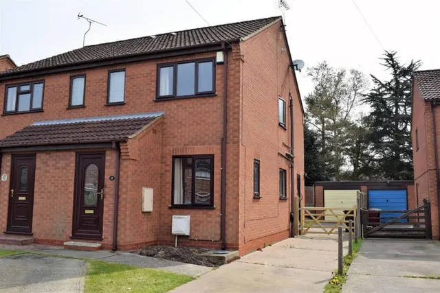 School Lane, Bonby, DN20, photo 1