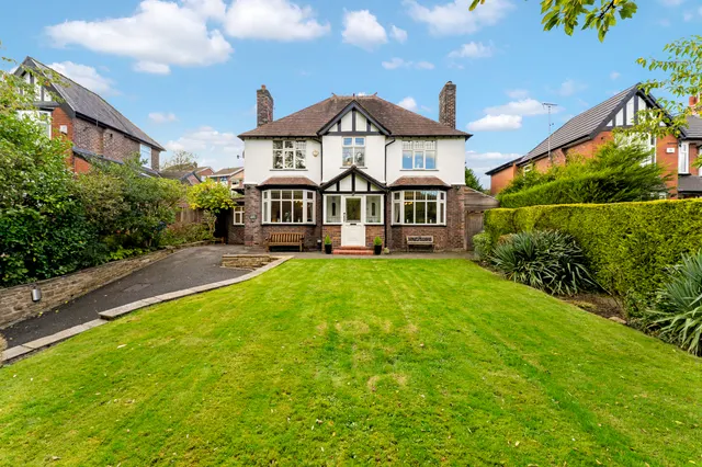 Bunkers Hill, Romiley, SK6, photo 1