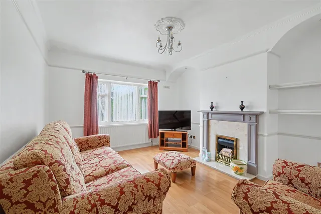 Attenborough Lane, Chilwell, NG9, photo 2