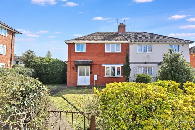 Neale Close, Bulkington, CV12, photo 1