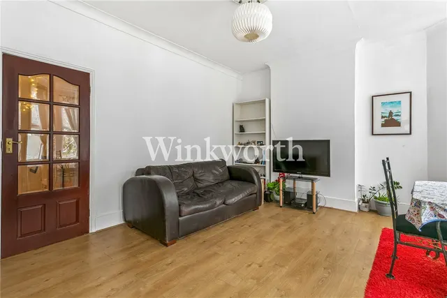 Dongola Road, London, N17, photo 3